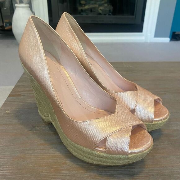 BCBGeneration Metallic Pink Wedges Size 8.5 - Picture 2 of 5